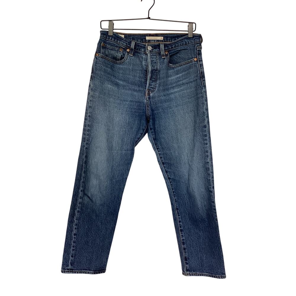 Levis Premium Medium Wash Wedgie Straight Jeans Size 28 classic Womens